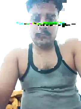 Snapshot of Decentlover67 chatting on 04.13.26 Decentlover67 online show from 04.13.26