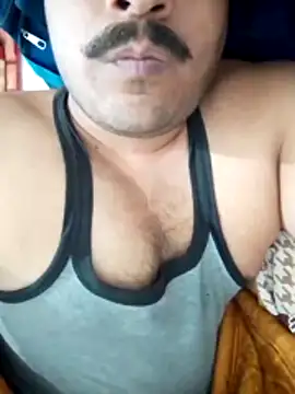 Snapshot of Decentlover67 chatting on 04.14.26 Decentlover67 online show from 04.14.26