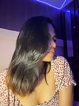 Kiee 19 online show from 04.13.26