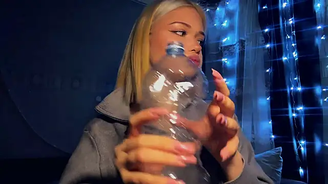 StacyChocopay online show from 03.31.26