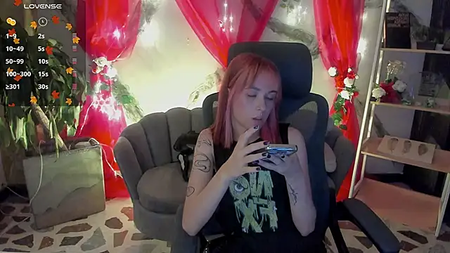 AlaskaFlowerss1  online show from 04.12.26