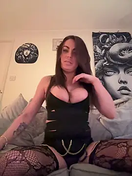 Eviehudson online show from 03.29.26