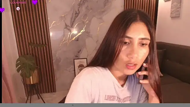 LucyBecker online show from 04.01.26