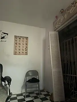 TSROYALE7527 online show from 03.18.26