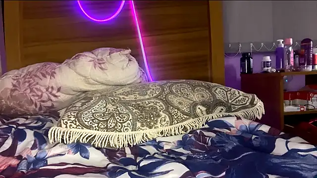 stellapapilon online show from 03.31.26