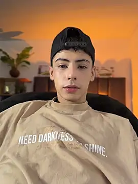 SebastianReed  online show from 04.06.26