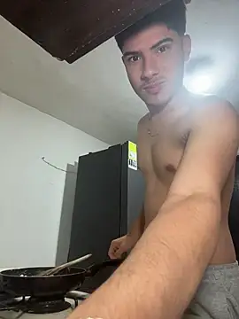 Snapshot of ApoloGray__ chatting on 04.16.26 ApoloGray online show from 04.16.26