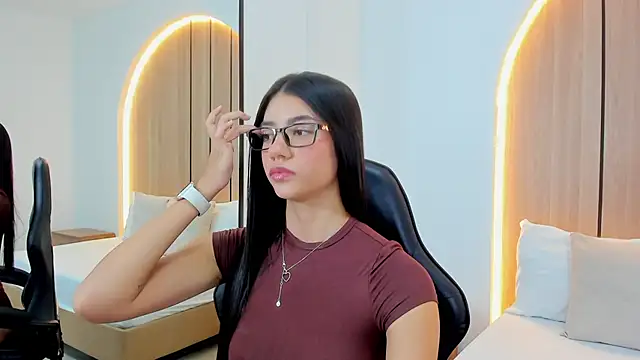 emma rousse5 online show from 04.08.26