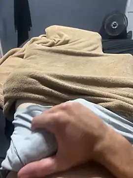 SnowyChimney48 online show from 04.18.26