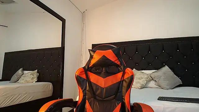 NohaDrake online show from 03.26.26