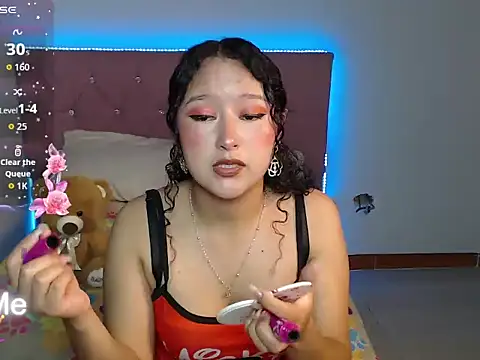 Snapshot of littlelion18 chatting on 03.19.26 littlelion18 online show from 03.19.26