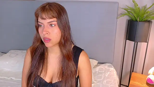 HelenaFoumier online show from 03.31.26