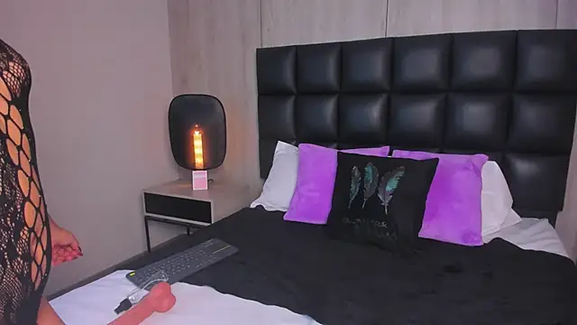 lexy cartier online show from 03.30.26