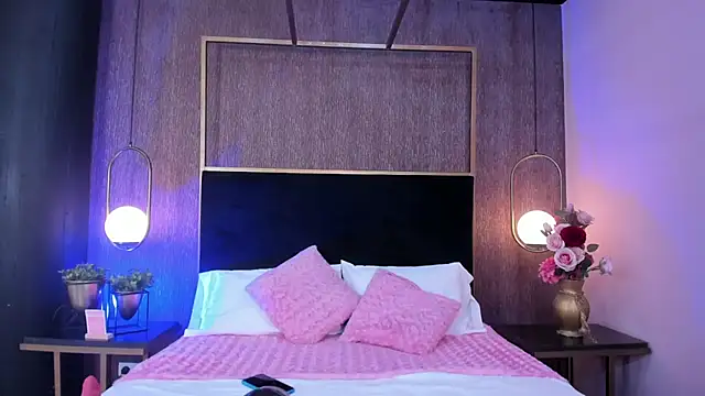 hayli monroe online show from 03.18.26