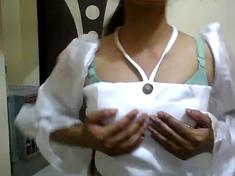Snapshot of Sonam1186 chatting on 04.28.26 Sonam1186 online show from 04.28.26
