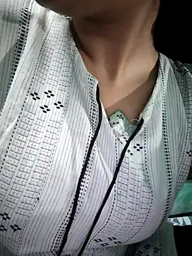 model seela online show from 03.23.26