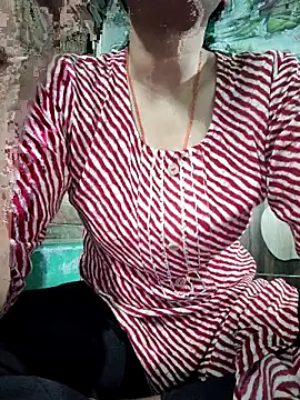 model seela online show from 04.07.26