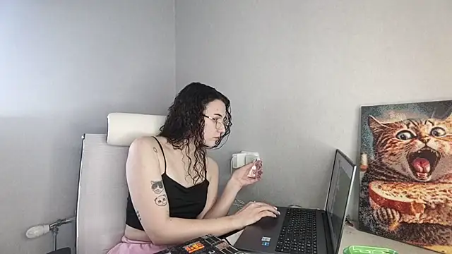 LaritaTocchio online show from 03.18.26