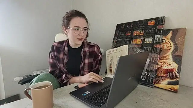 LaritaTocchio online show from 03.24.26