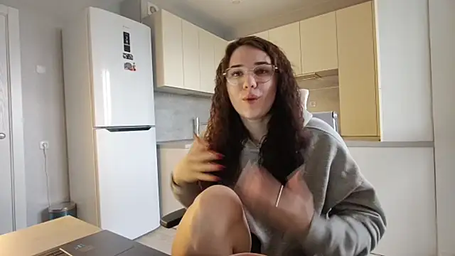 LaritaTocchio online show from 04.09.26