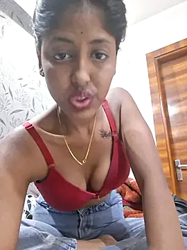 Pari lovers online show from 03.24.26