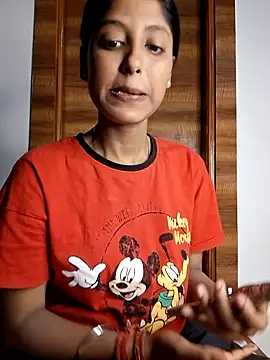 Pari lovers online show from 04.05.26