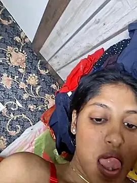 Pari lovers online show from 04.12.26