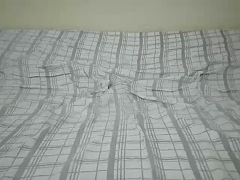 Snapshot of muundi2 chatting on 04.16.26 muundi2 online show from 04.16.26