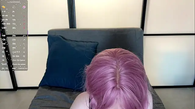 NerissaDeloria online show from 04.04.26