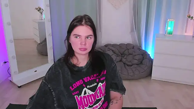 MillyBrown  online show from 04.01.26