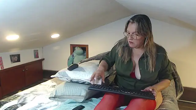 Malu 617 online show from 03.28.26