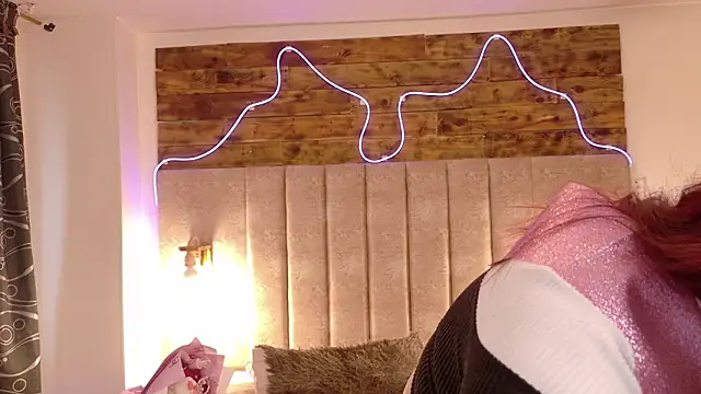 lil moon1 online show from 03.18.26