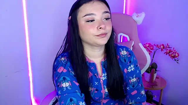 Snapshot of Nahia_Brm chatting on 04.09.26 Nahia Brm online show from 04.09.26