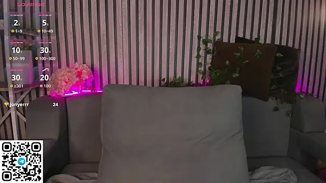 Lori Bllossom online show from 04.06.26