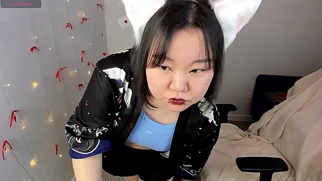 Snapshot of Tokyodreamss chatting on 04.13.26 Tokyodreamss online show from 04.13.26