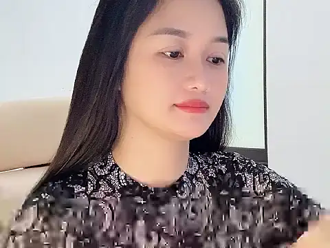 AmyLinee 1 online show from 06.03.26