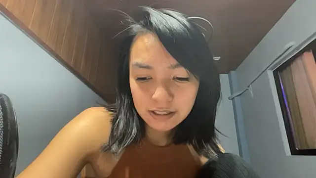 Snapshot of NoreenPierotti chatting on 03.31.26 NoreenPierotti online show from 03.31.26