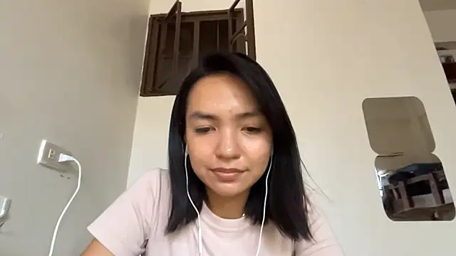 Snapshot of NoreenPierotti chatting on 04.07.26 NoreenPierotti online show from 04.07.26