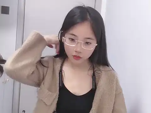 Snapshot of MIAOMIAO-666 chatting on 04.04.26 MIAOMIAO-666 online show from 04.04.26