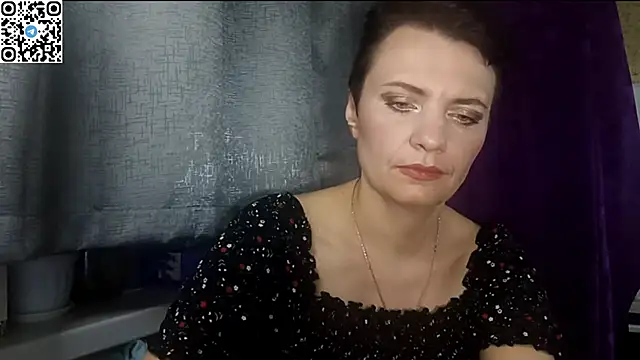 HotMamaQueen234 online show from 05.16.26