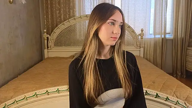 AlinaGach online show from 04.18.26