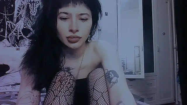 AllisonDeetz online show from 04.15.26