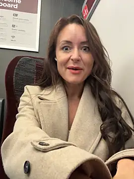 Snapshot of skarletthorne chatting on 04.14.26 skarletthorne online show from 04.14.26