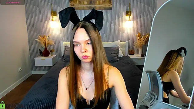 Sofa Vleifo online show from 04.01.26