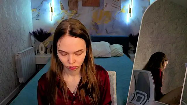 Sofa Vleifo online show from 04.08.26