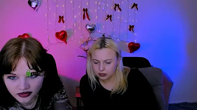 aria blaze  online show from 04.14.26