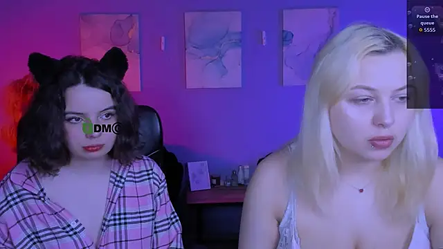 aria blaze  online show from 04.17.26