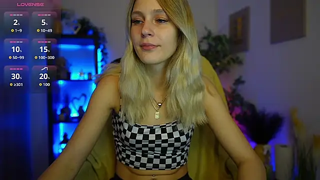 Luna Grace18 online show from 04.06.26