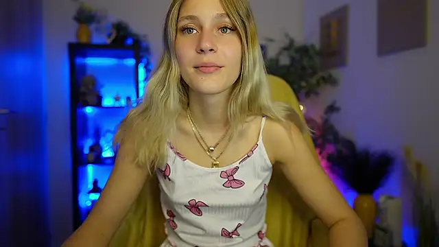 Luna Grace18 online show from 04.08.26