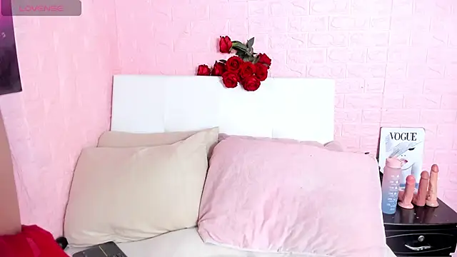 Snapshot of Celeste_Rox chatting on 04.14.26 Celeste Rox online show from 04.14.26